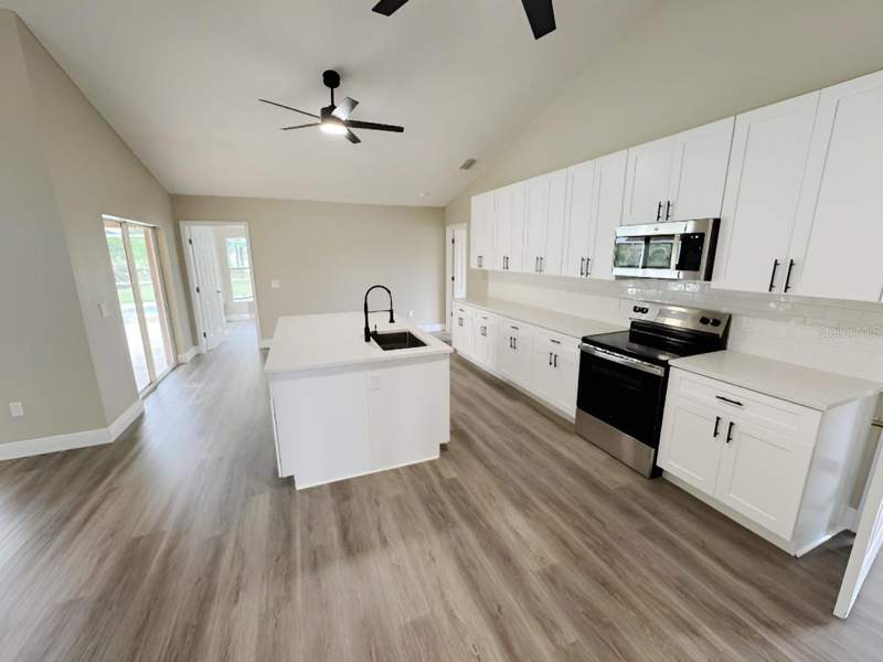 5 bedroom Single Family Residence at 13982 Naylor Avenue, Port Charlotte Sec 058, Port Charlotte — photo 4