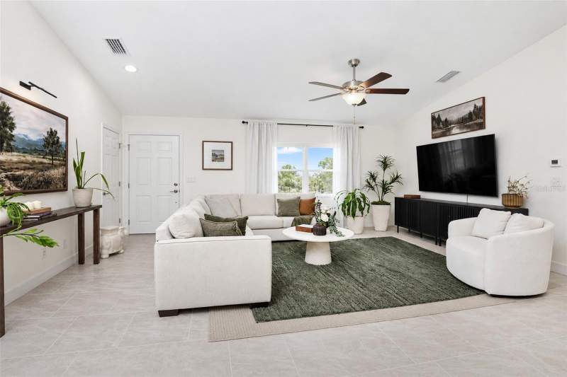 3 bedroom Single Family Residence at 4492 Kenoska Street, Port Charlotte Sub 12, North Port — photo 4