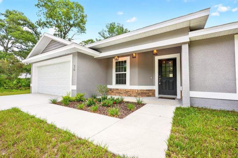 3 bedroom Single Family Residence at 36 Fisher Lane Course, Silver Spgs Shores, Ocklawaha — photo 2