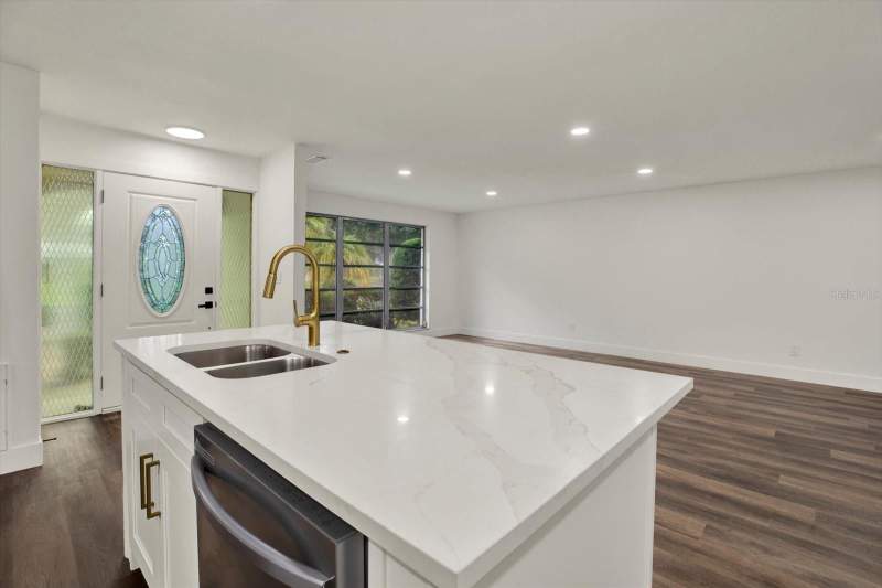 3 bedroom Single Family Residence at 2661 Pebble Beach Drive, Clubhouse Estates Of Countryside, Clearwater — photo 3