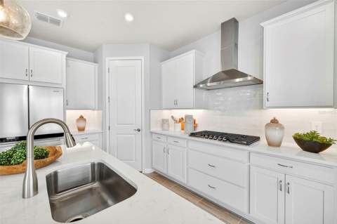 34877 Arbor Retreat Drive, Dade City FL - photo 6 of 6