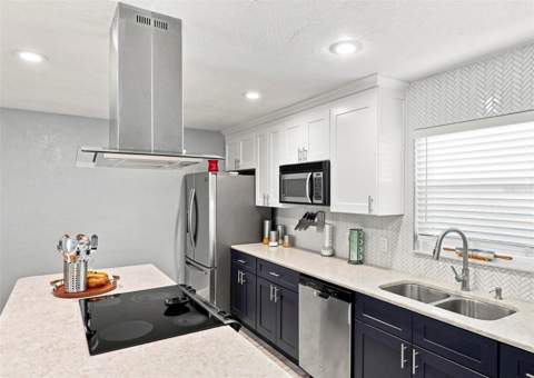 8028 25th Avenue, St Petersburg FL - photo 11 of 36