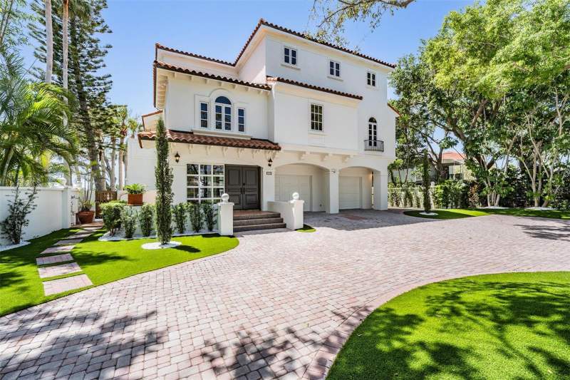 128 CARLYLE DRIVE home for sale in Indian Bluff Island Homes for Sale: 2 Homes, From $1.32M