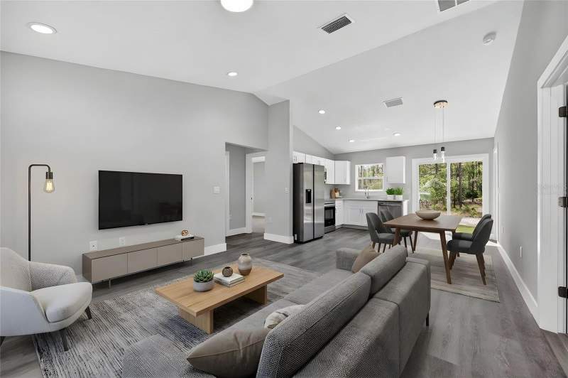 3 bedroom Single Family Residence at 4044 SW 158th Court, Rainbow Park Un 3, Ocala — photo 5