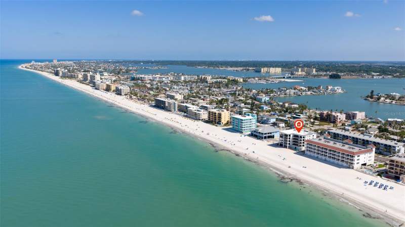 2 bedroom Condominium at 14048 Gulf Boulevard #201, Gulf Shores 2nd Add, Madeira Beach — photo 4