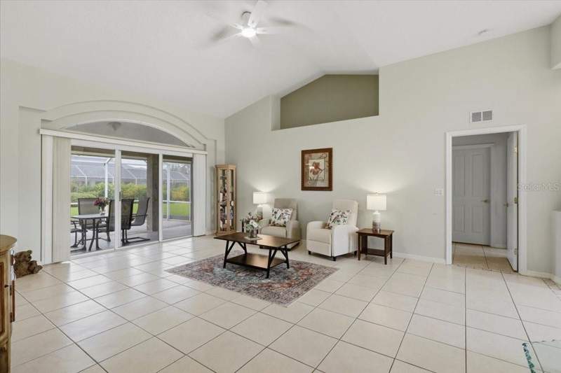 3 bedroom Single Family Residence at 65 Woodbury Drive, Palm Coast Sec 27 Blk 58 & 59, Palm Coast — photo 4