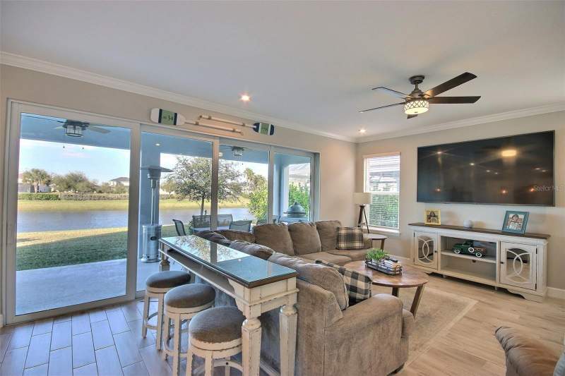 4 bedroom Single Family Residence at 10563 Piedra Dr, Artisan Lakes Eaves Bend Ph I Sp A-K, Palmetto — photo 2