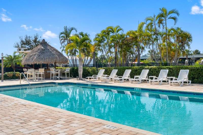 3 bedroom Townhouse at 6057 Moorings Drive, Cove At Loggerhead Marina, St Petersburg — photo 4