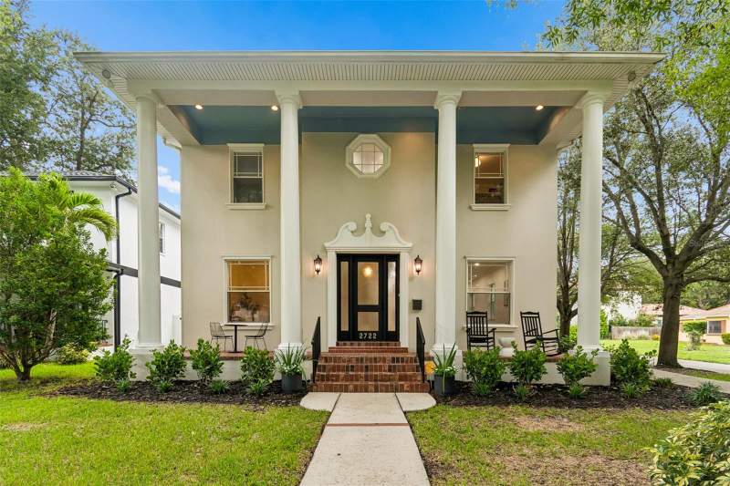 2722 N MYRTLE AVENUE home for sale in Suburb Royal