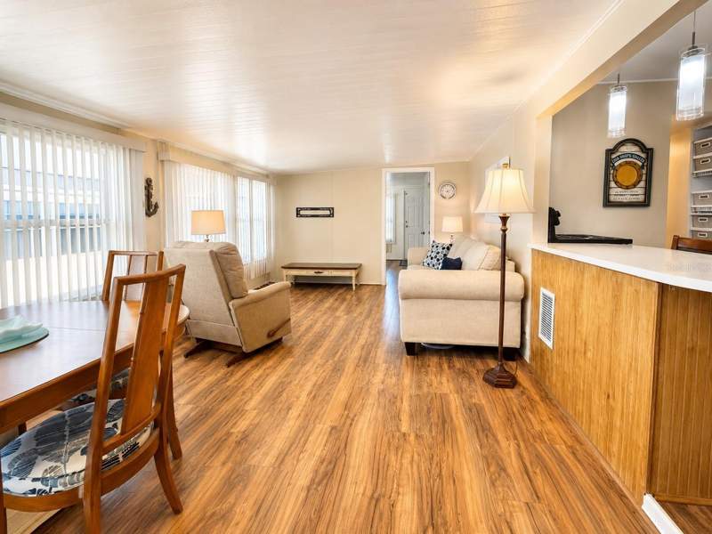 3 bedroom Mobile Home at 6921 Marlin Lane, Trailer Estates First Add, Bradenton — photo 5