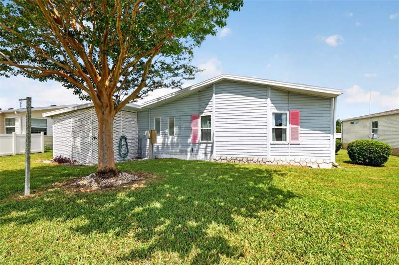 2 bedroom Manufactured Home at 16649 SE 96th Court, Hilltop Estate, Summerfield — photo 5