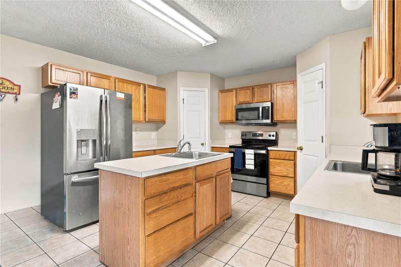 4 bedroom Single Family Residence at 2818 Sheila Drive, Pitman Estates, Apopka — photo 3