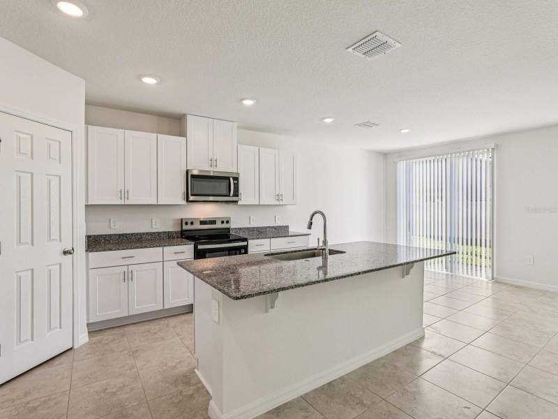 4 bedroom Single Family Residence at 12580 Homeland Drive, Hilltop Vistas, Dade City — photo 4