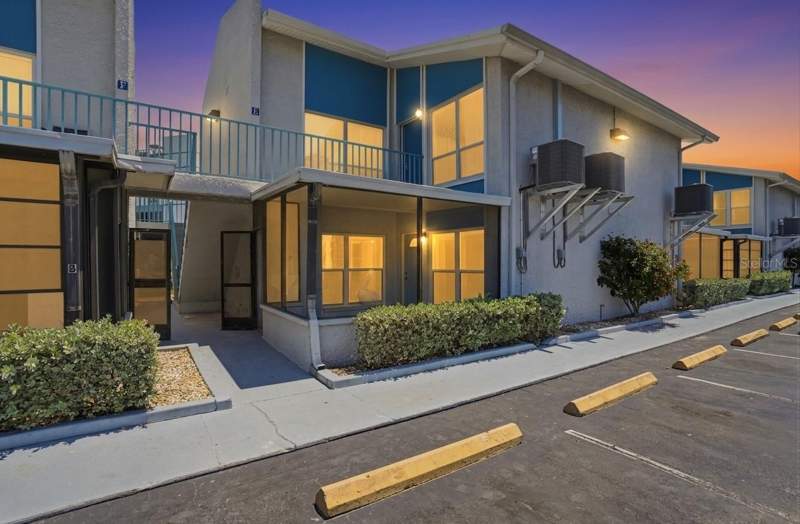 1 bedroom Condominium at 155 Medallion Boulevard #E, Madeira Beach Yacht Club Condo, Madeira Beach — photo 4