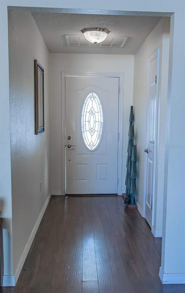 4 bedroom Single Family Residence at 1015 Highland Crest Circle, Highland Crest Ph 02, Lake Wales — photo 5