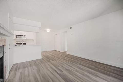 5530 Chrishire Way #D109, Orlando FL - photo 10 of 41