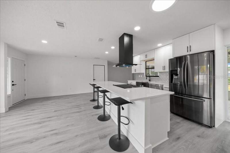 3 bedroom Single Family Residence at 59 Silver Place, Silver Spgs Shores Un 43, Ocala — photo 3