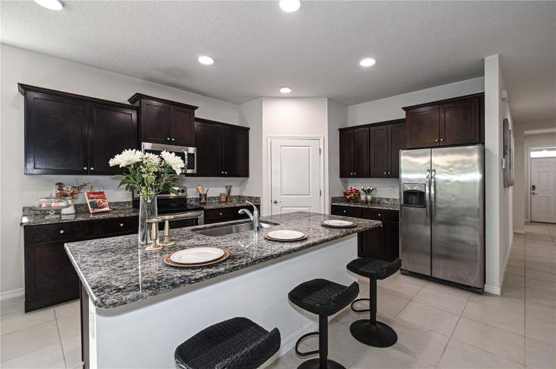 4 bedroom Single Family Residence at 1052 Manzanar Place, Union Park Ph 6A 6B & 6C, Wesley Chapel — photo 5