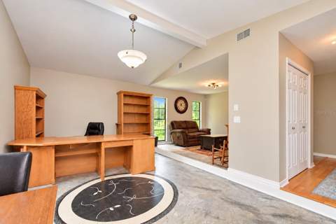 6916 Copperfield Drive, New Port Richey FL - photo 7 of 44