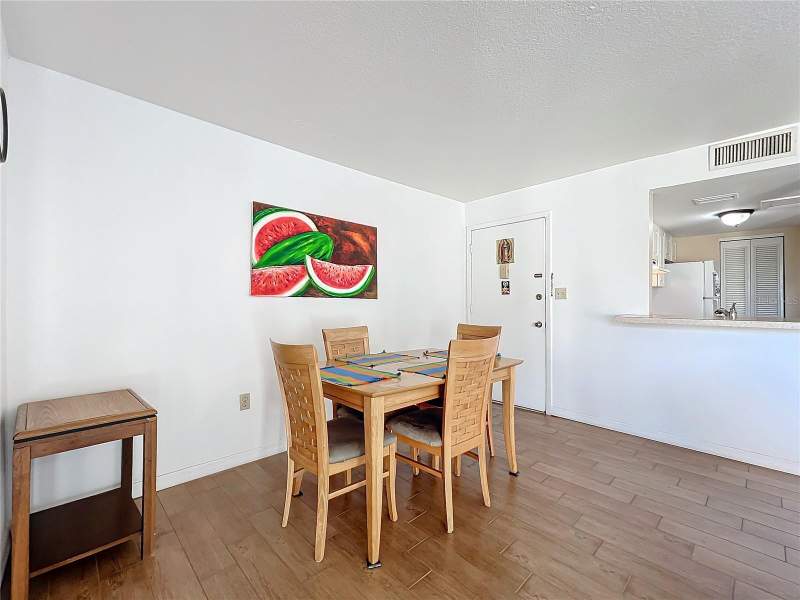 1 bedroom Condominium at 562 Orange Drive #33, Sandy Cove, Altamonte Springs — photo 3