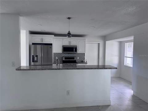 5208 Carrollwood Meadows Drive, Tampa FL - photo 6 of 6