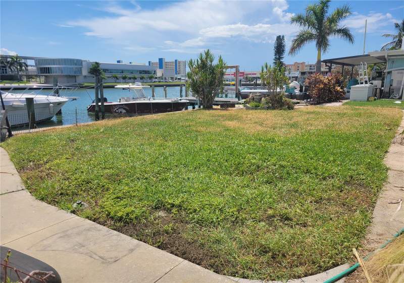 3 bedroom Single Family Residence at 15318 Harbor Drive, Lone Palm Beach 5th Add Blk 29 Rep, Madeira Beach — photo 3