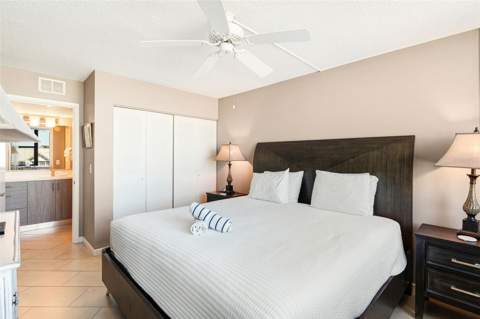 5855 Midnight Pass Road #611, Sarasota FL - photo 19 of 41