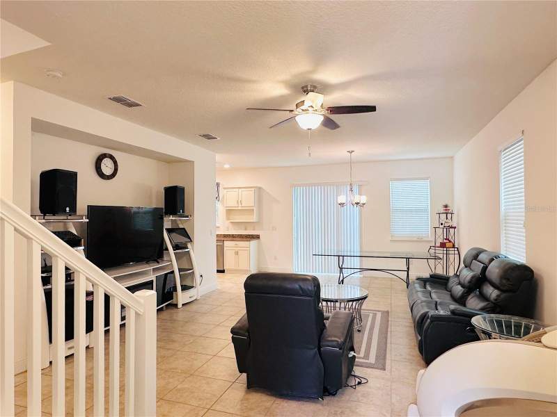 4 bedroom Single Family Residence at 10132 Grand Oak Circle, Cove At Bay Pines, Madeira Beach — photo 5