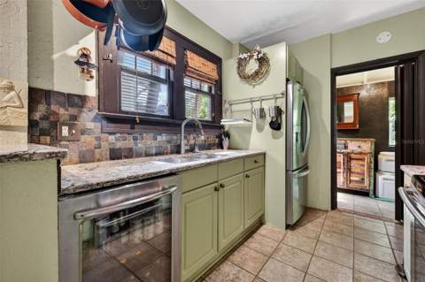 652 8th Avenue, St Petersburg FL - photo 11 of 27