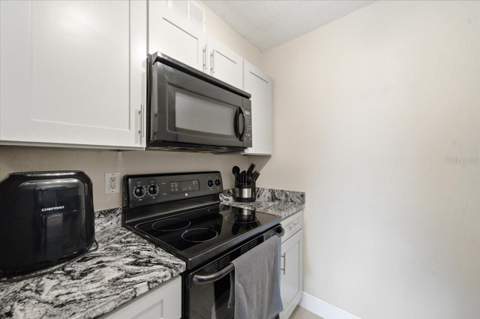 4843 Coquina Key Drive #A, St Petersburg FL - photo 16 of 79
