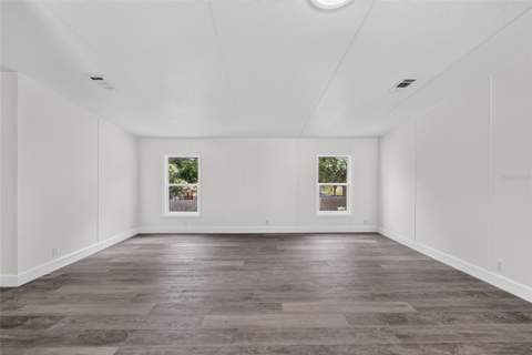 225 Skyline Drive, Lady Lake FL - photo 10 of 30