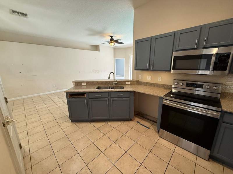 4 bedroom Single Family Residence at 3045 Merlot Way, Mission Park Ph II Sub, Clermont — photo 5