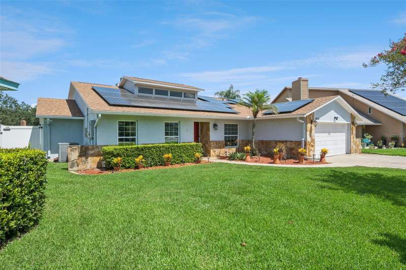 4 bedroom Single Family Residence at 1010 PALADIN COURT, GREENVIEW AT DOVER, ORLANDO — photo 2