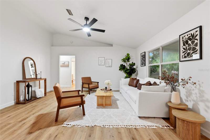 4 bedroom Single Family Residence at 518 NW 94th Way, Hamilton Pond, Gainesville — photo 5