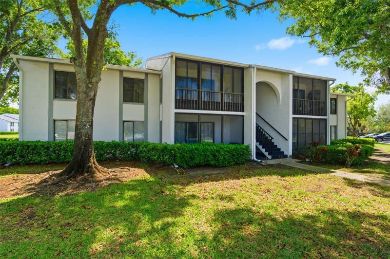 2 bedroom Condominium at 1135 Pine Ridge Circle #A2, Pine Ridge At Lake Tarpon Village, Tarpon Springs — photo 3