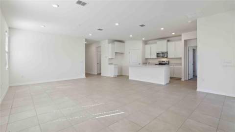8171 Ives Place, Wildwood FL - photo 10 of 24