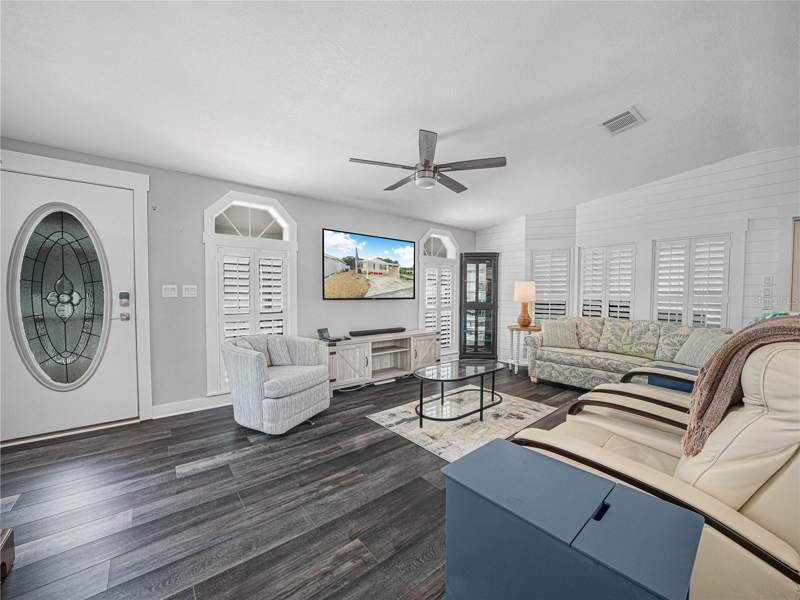 2 bedroom Manufactured Home at 9 Silver Doctor Lane, Saddlebag, Lake Wales — photo 2