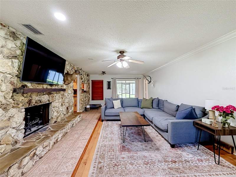 3 bedroom Single Family Residence at 26586 SE Highway 42, Metes And Bounds, Umatilla — photo 5