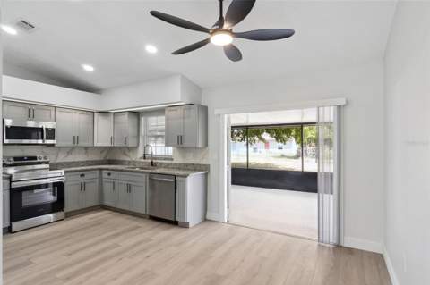 621 N Delmonte Court, Poinciana FL - photo 7 of 29
