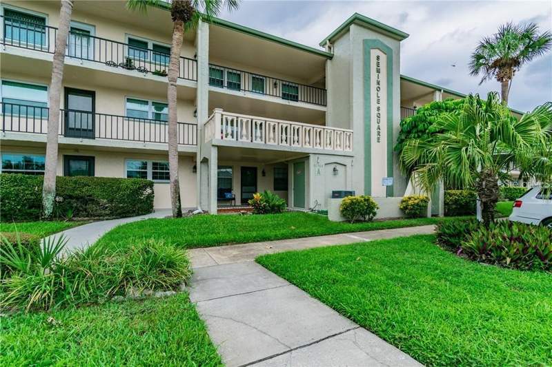 Seminole Square Apartments
