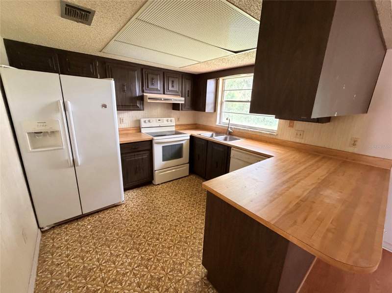 3 bedroom Single Family Residence at 1291 Tivoli Drive, Deltona Lakes Unit 07, Deltona — photo 3