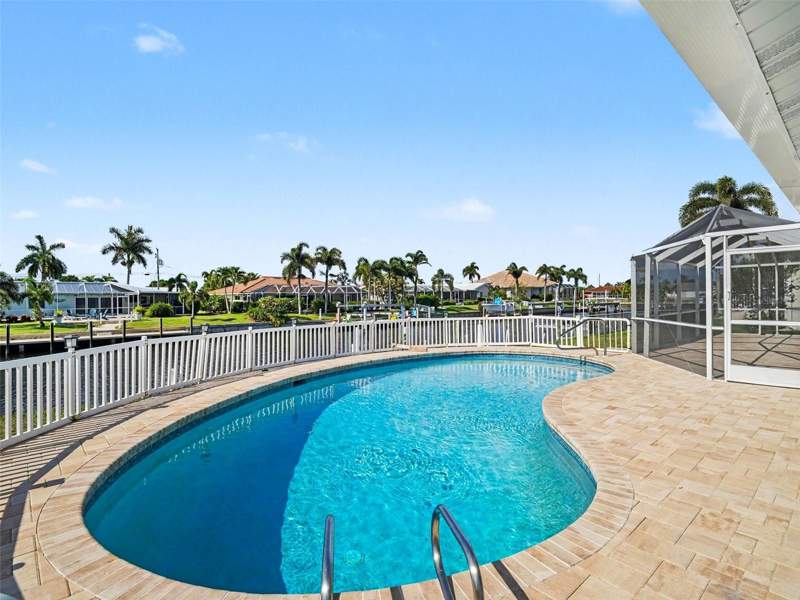 3 bedroom Single Family Residence at 548 Belvedere Court, Punta Gorda Isles Sec 05, Punta Gorda — photo 4