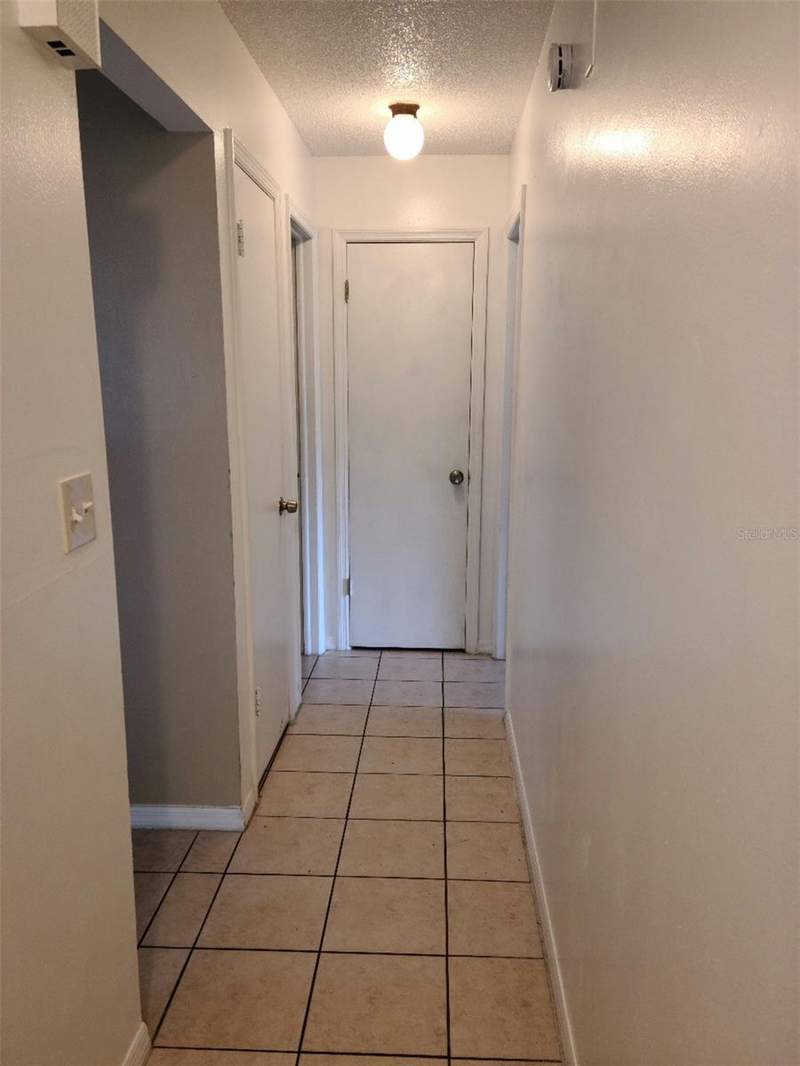 2 bedroom Half Duplex at 2712 Tortoise Cv, Slovak Village, Winter Park — photo 2