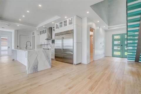9940 Lone Tree Lane, Orlando FL - photo 8 of 59