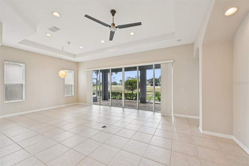 2 bedroom Single Family Residence at 819 Regal Manor Way, Sun City Center Unit 270, Sun City Center — photo 5