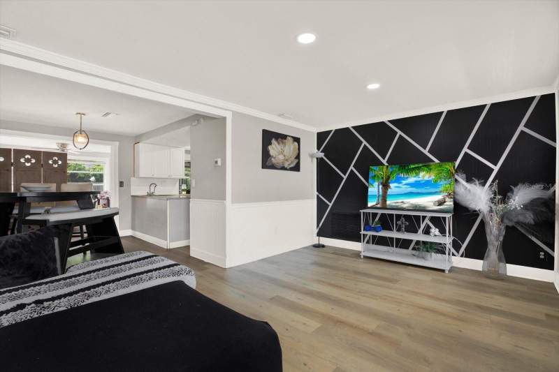 2 bedroom Single Family Residence at 3920 Beacon Square Drive, Beacon Square, Holiday — photo 3