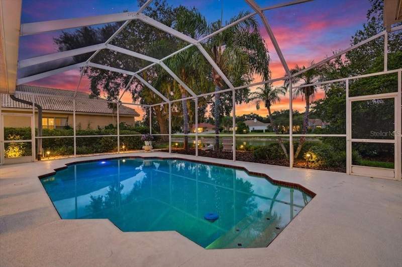 4 bedroom Single Family Residence at 9101 Woodridge Run Dr, Hunters Green - Master Association, Tampa — photo 3