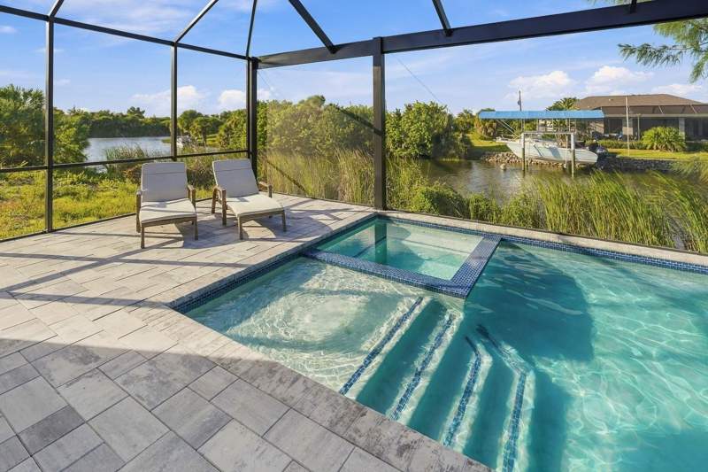 3 bedroom Single Family Residence at 10860 McAlester Circle, Port Charlotte Sec 03E, Port Charlotte — photo 4