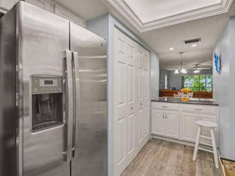 149 Englewood Isles Parkway ##612, Englewood FL - photo 8 of 29