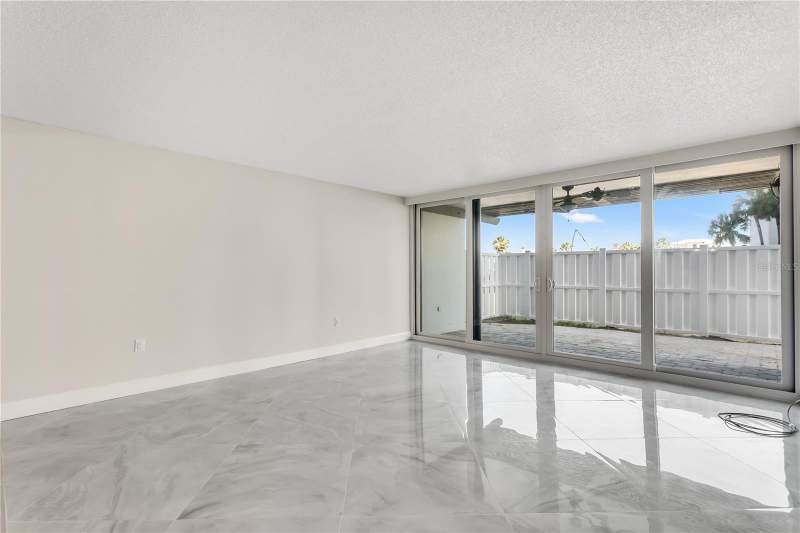 2 bedroom Condominium at 450 Treasure Island Causeway #104, Treasure Island Tennis & Yacht Club, Treasure Island — photo 2